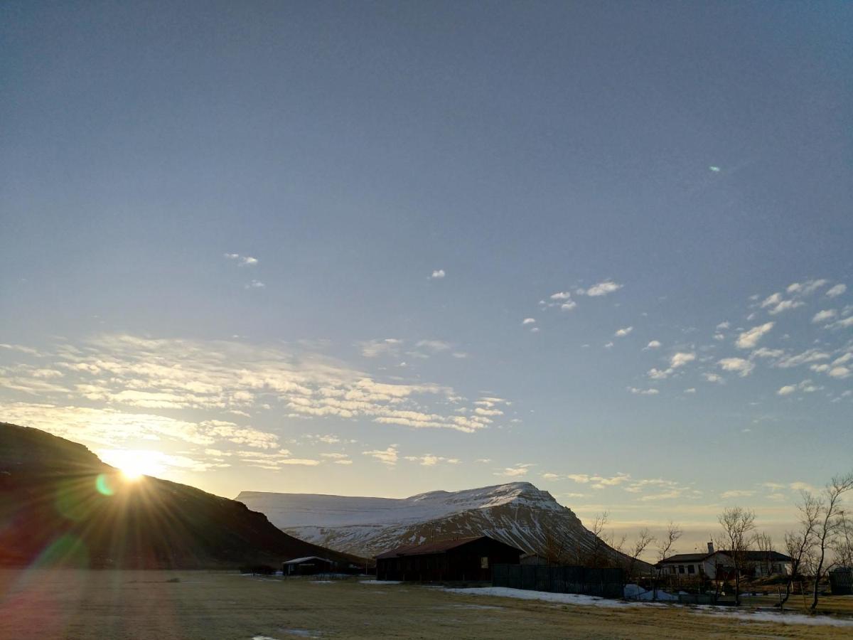 Aegisholt Privete House With Hot Tub Lägenhet Patreksfjordur Exteriör bild