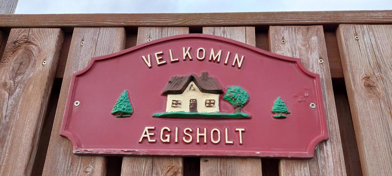 Aegisholt Privete House With Hot Tub Lägenhet Patreksfjordur Exteriör bild