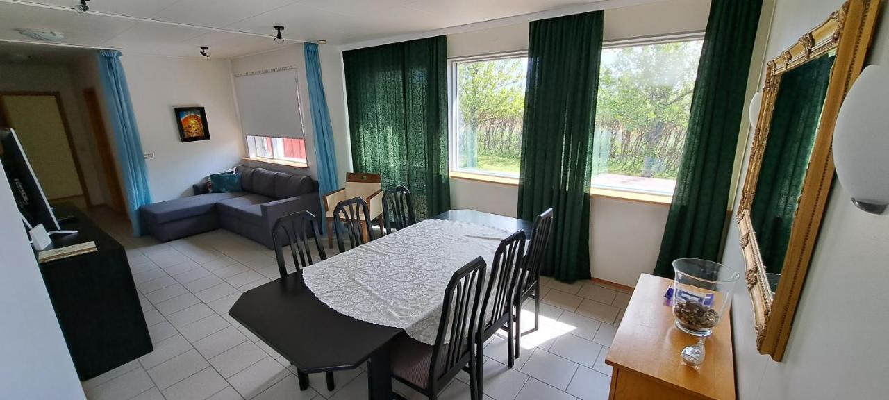 Aegisholt Privete House With Hot Tub Lägenhet Patreksfjordur Exteriör bild