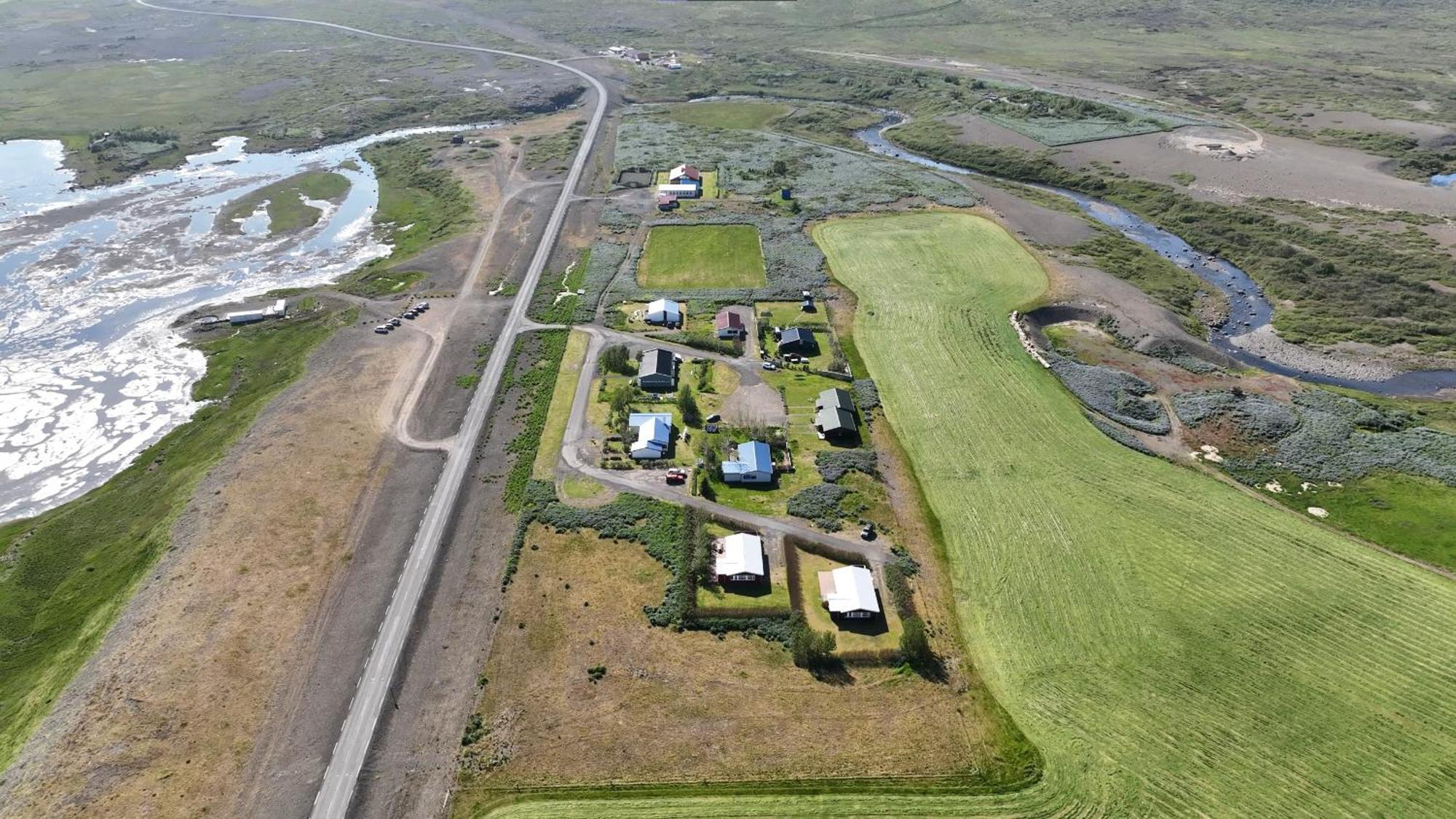 Aegisholt Privete House With Hot Tub Lägenhet Patreksfjordur Exteriör bild
